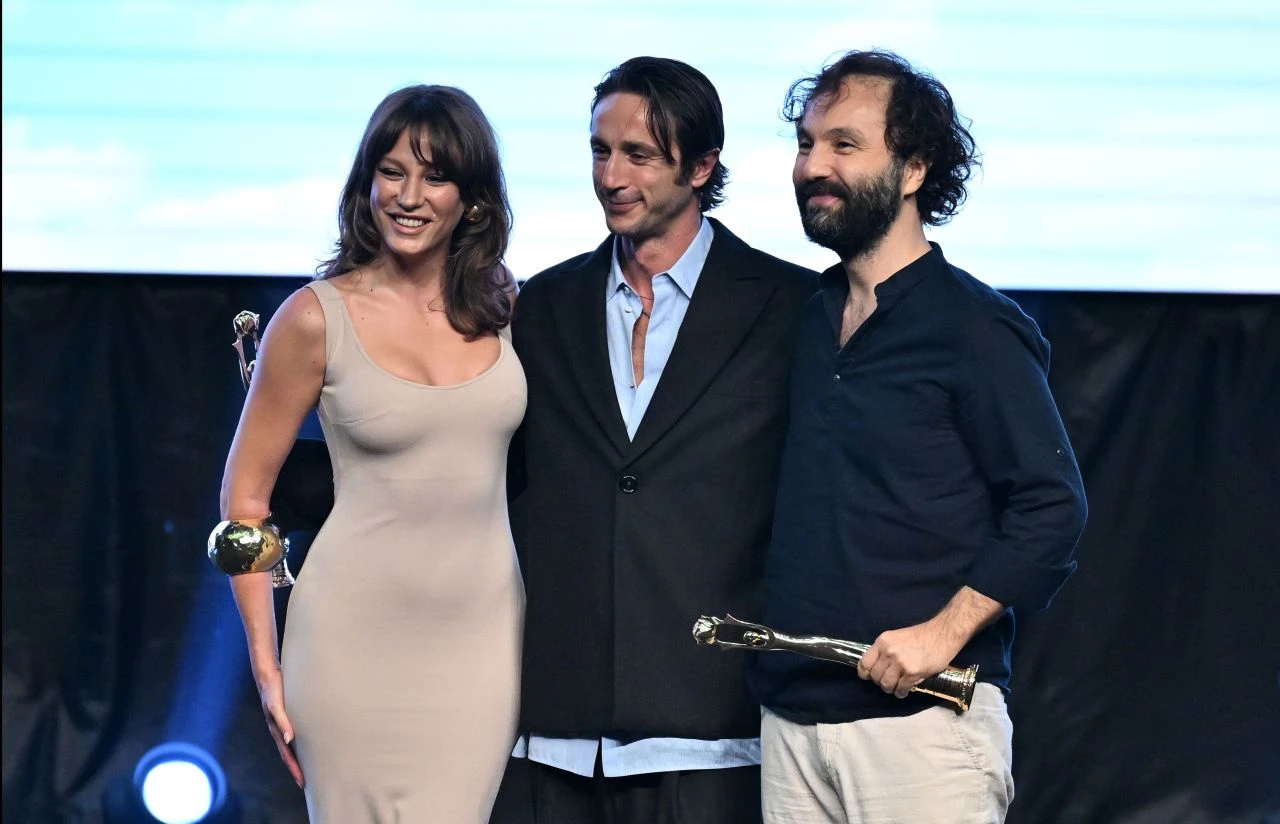 Adana Altın Koza Film Festivali'nde ödüller sahiplerini buldu! En iyi film ödülü 'Hemme’nin Öldüğü Günlerden Biri'ne gitti