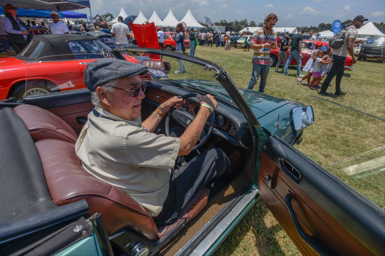 Klasik otomobil tutkunları Nairobi’ye akın etti! - 1. Resim