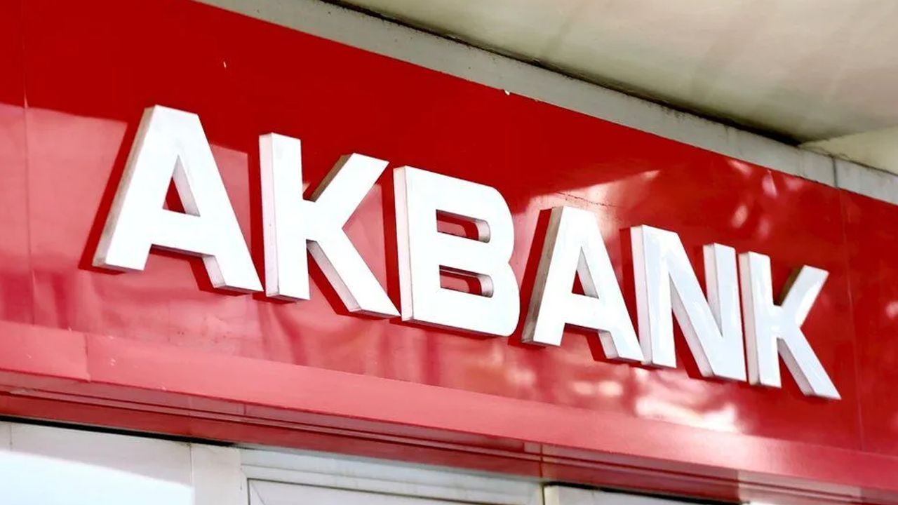 Akbank &#039;vatandaşın hesapları çalındı&#039; iddiası sonrası açıklama yaptı!