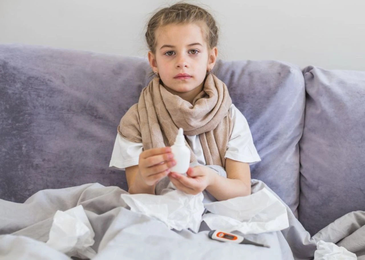 Ateşli çocuğa sakın bunu yapmayın! Uzmanından kritik uyarı