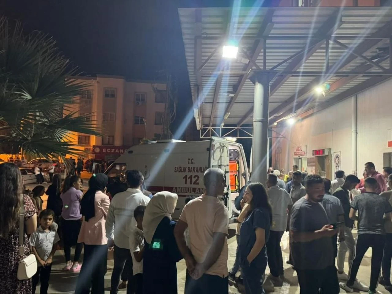 Osmaniye'de düğün bir anda savaş alanına döndü: Yaralılar var! - 1. Resim