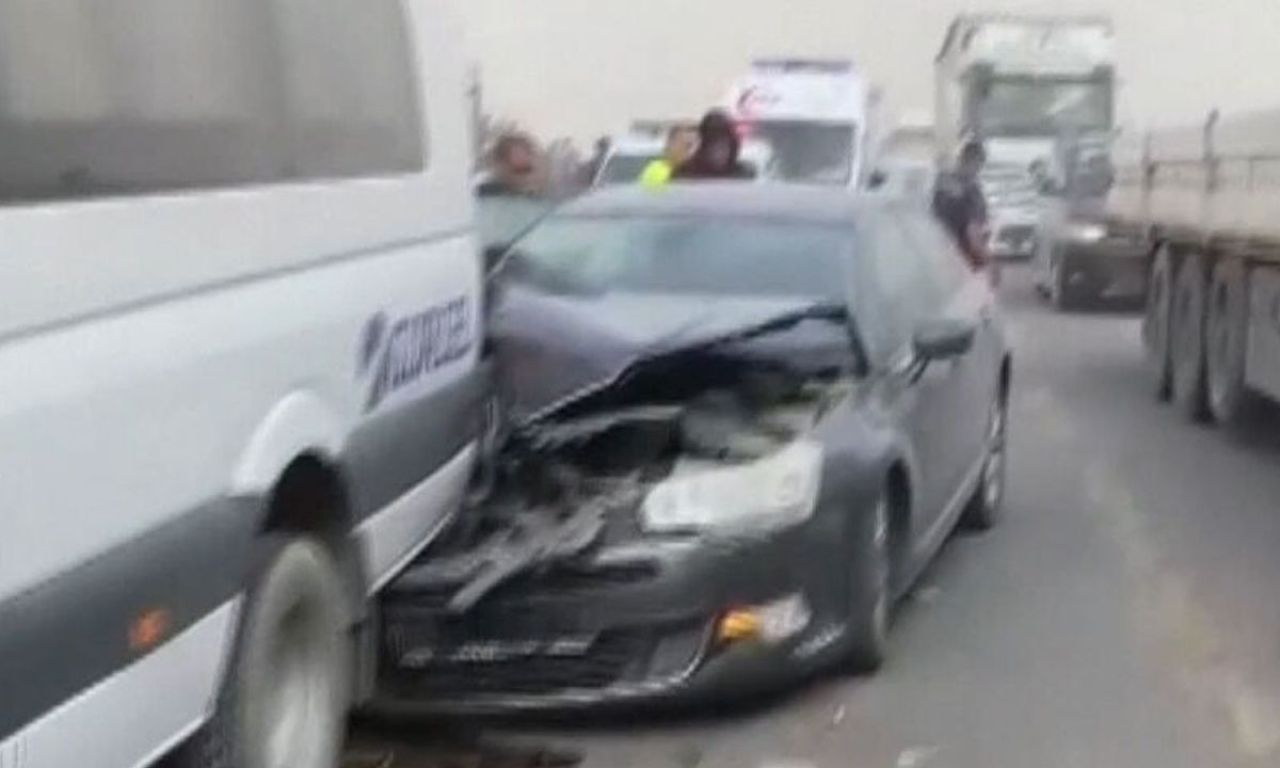 Son dakika | Aksaray-Konya karayolunda zincirleme kaza! Çok sayıda yaralı var - 1. Resim