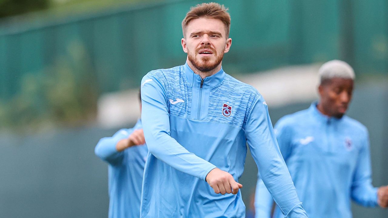 Trabzonspor&#039;un yeni transferi Arseniy Batagov açıklamalarda bulundu