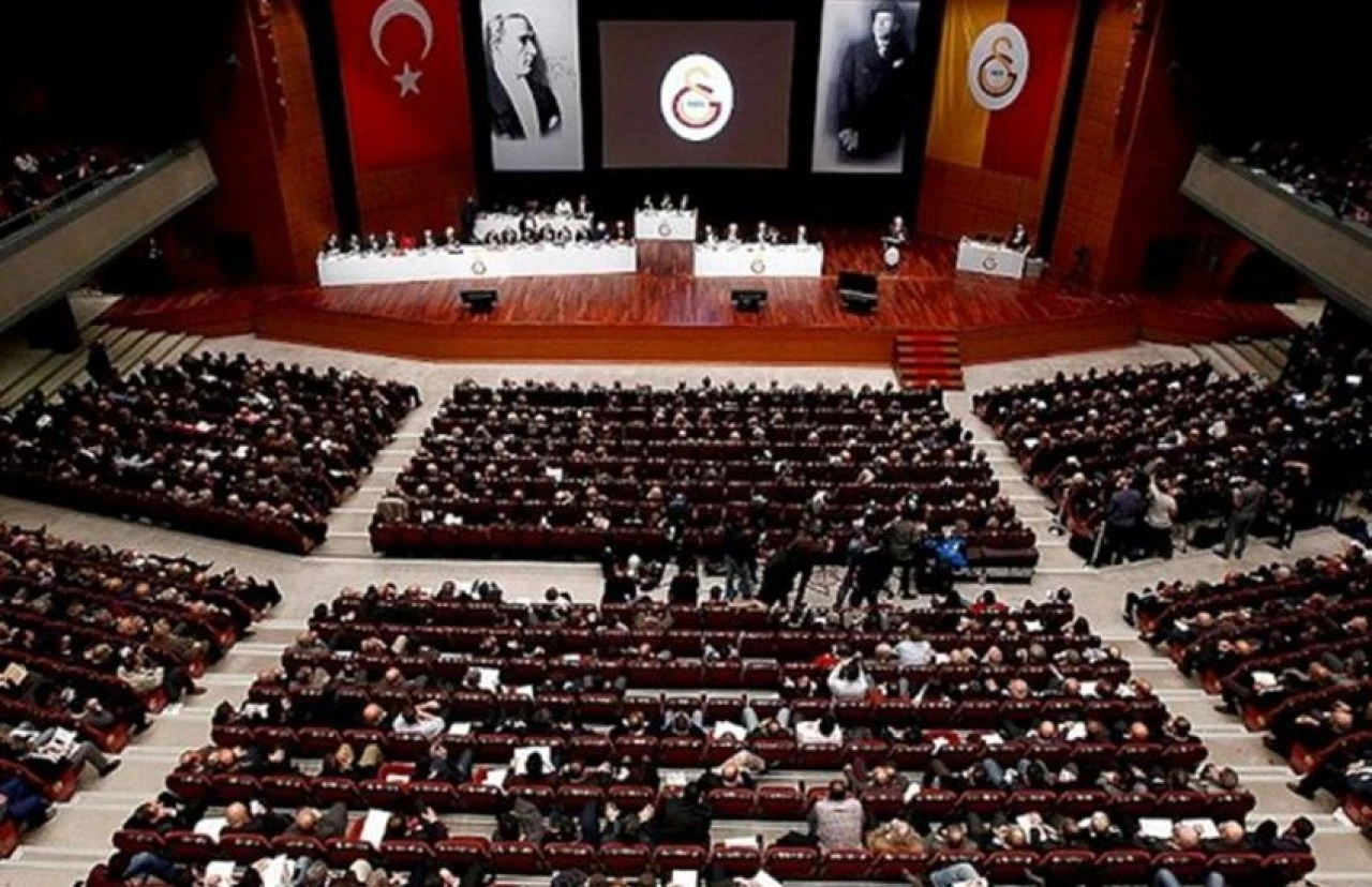 Galatasaray kuruluşunun 119. yıl dönümünü kutlanıyor - 9. Resim
