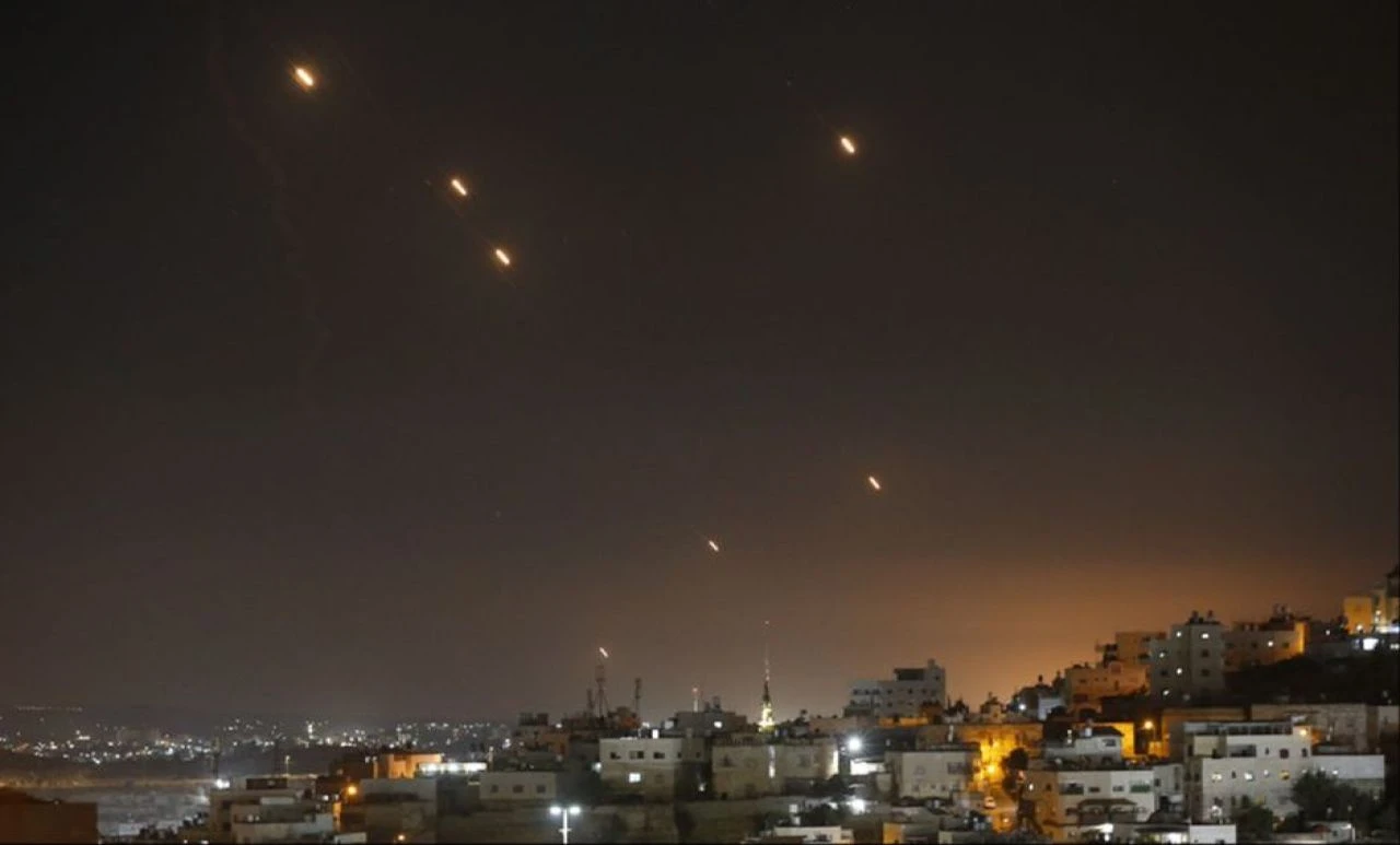 İran'dan İsrail'e saldırı sonrası tehdit: Karşılık gelirse ağır şekilde cevap veririz - 2. Resim