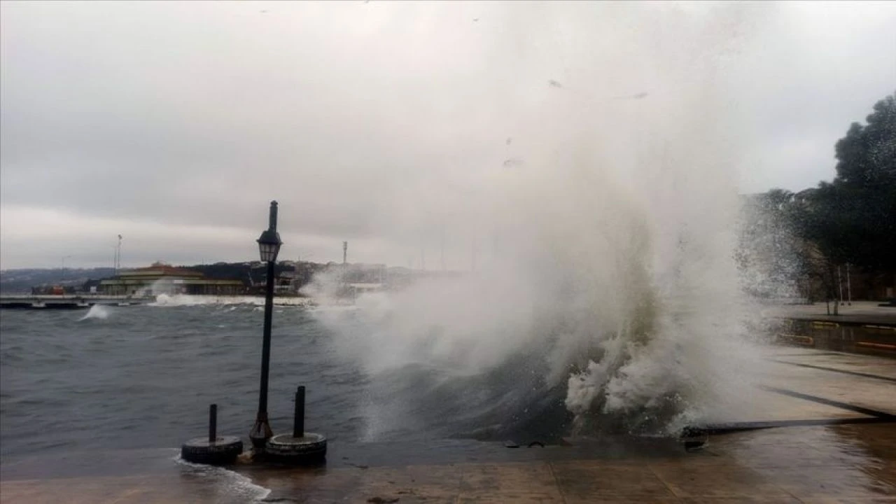 Karadeniz’de 2 kentte eğitime hava engeli: Valilik açıkladı!
