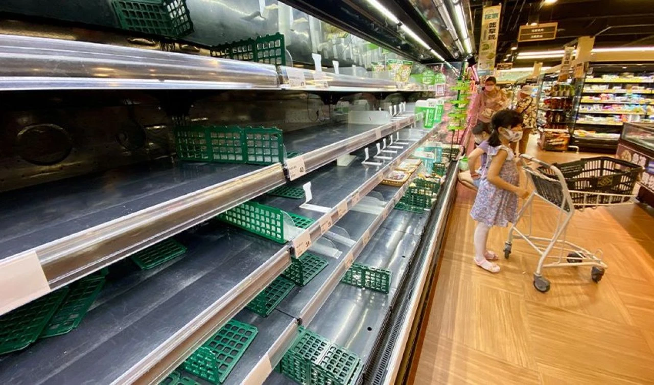 Krathon Tayfunu hızla yaklaşıyor! Tayvan alarm durumuna geçti