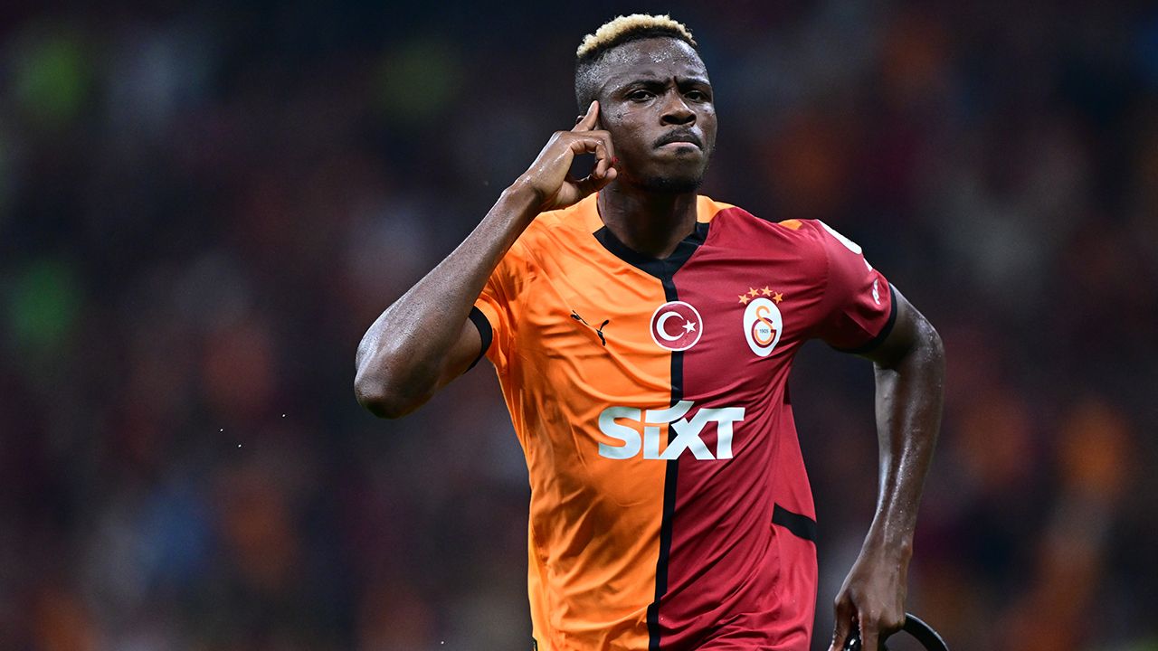 Victor Osimhen, Galatasaray&#039;ın genç yıldızına hayran kaldı: &quot;İnanılmaz ötesi bir oyuncu&quot;