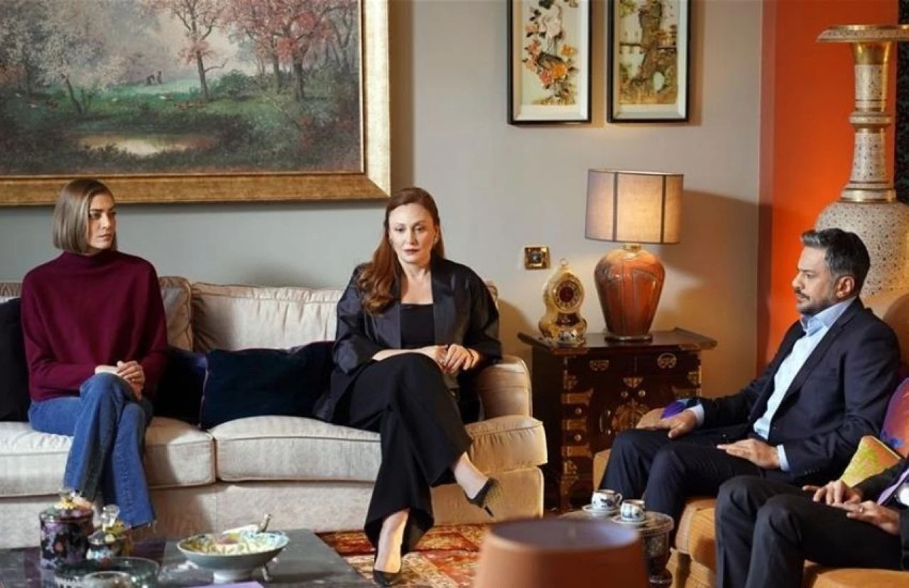 Yalı Çapkını'nın final tarihi belli oldu! Öznur Serçeler ağzından kaçırdı