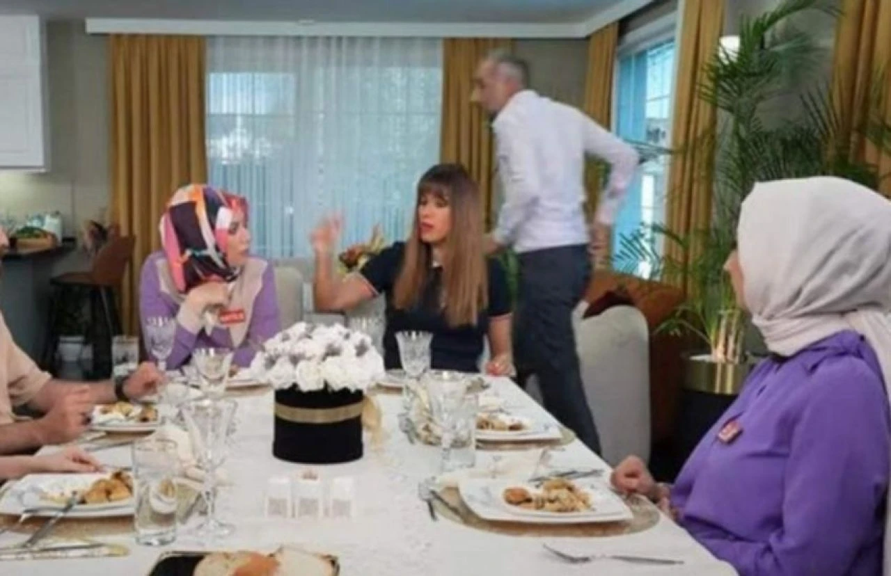 Zuhal Topal'la Yemekteyiz'de diskalifiye! Yarışmacıyı masadan kovdu