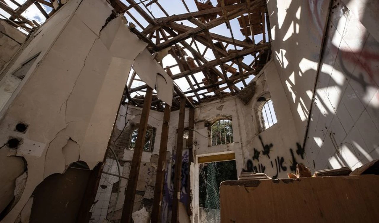 İran'ın İsrail'e saldırılarının bilançosu gün ağırınca ortaya çıktı! Çok sayıda ev hasar gördü