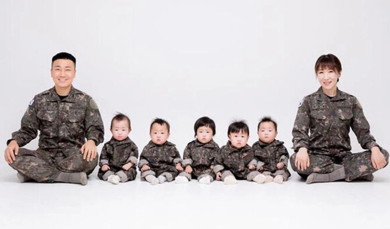 Dünyanın en düşük doğurganlığı olan ülkede beşizleri oldu! 'Power Rangers' bebeklere 4,3 milyon TL destek