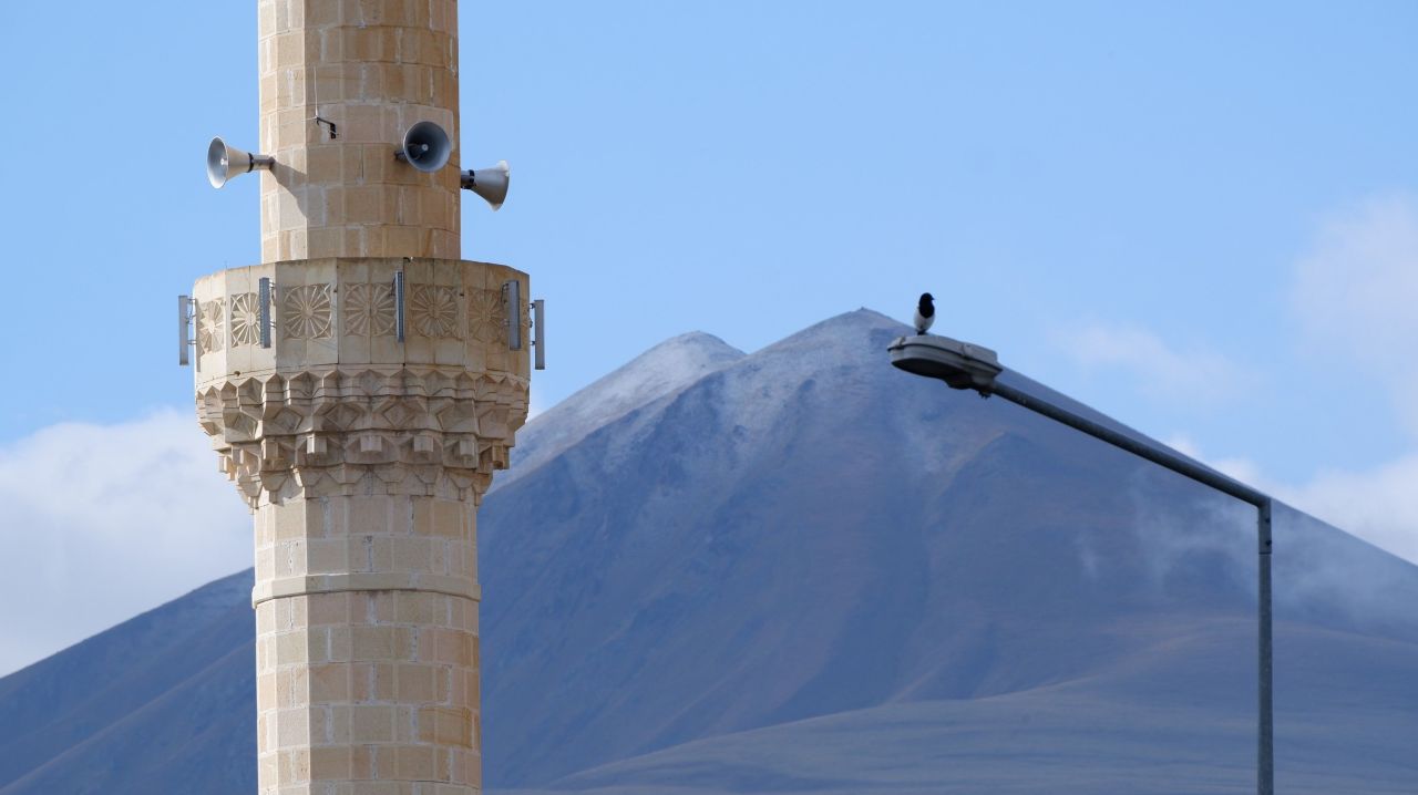 Erzurum'da kar yağışı başladı! Palandöken beyaza büründü - 1. Resim