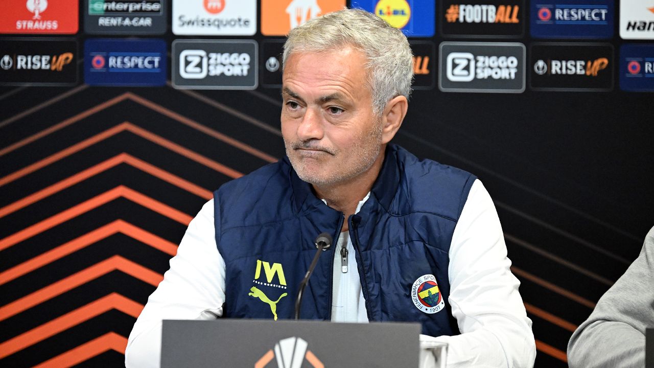 Jose Mourinho&#039;dan pişmanlık sözleri! &#039;Fenerbahçe&#039;ye gelme kararımdan...&#039; 