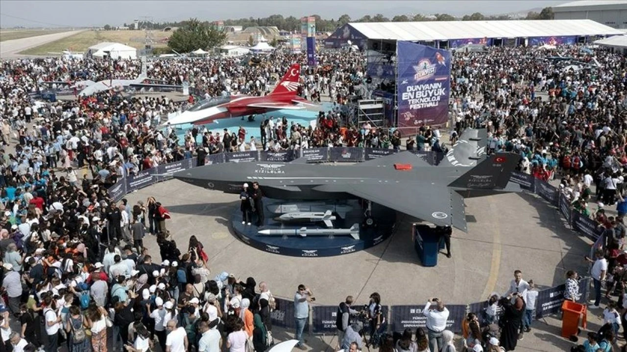 TEKNOFEST Adana uçuş gösterileri programı belli oldu! Akıncı ve SOLOTÜRK'ÜN saatleri açıklandı - 2. Resim