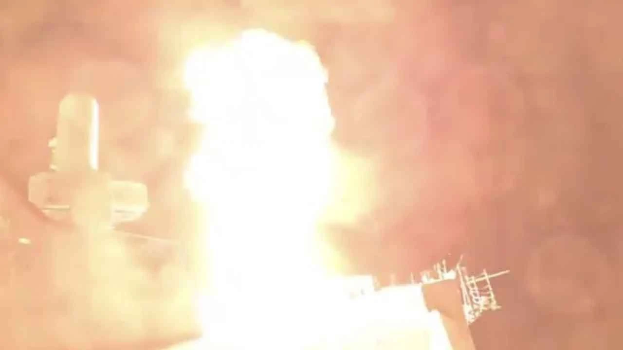 ABD ordusu İsrail’i koruyan füzelerin görüntüsünü yayınladı