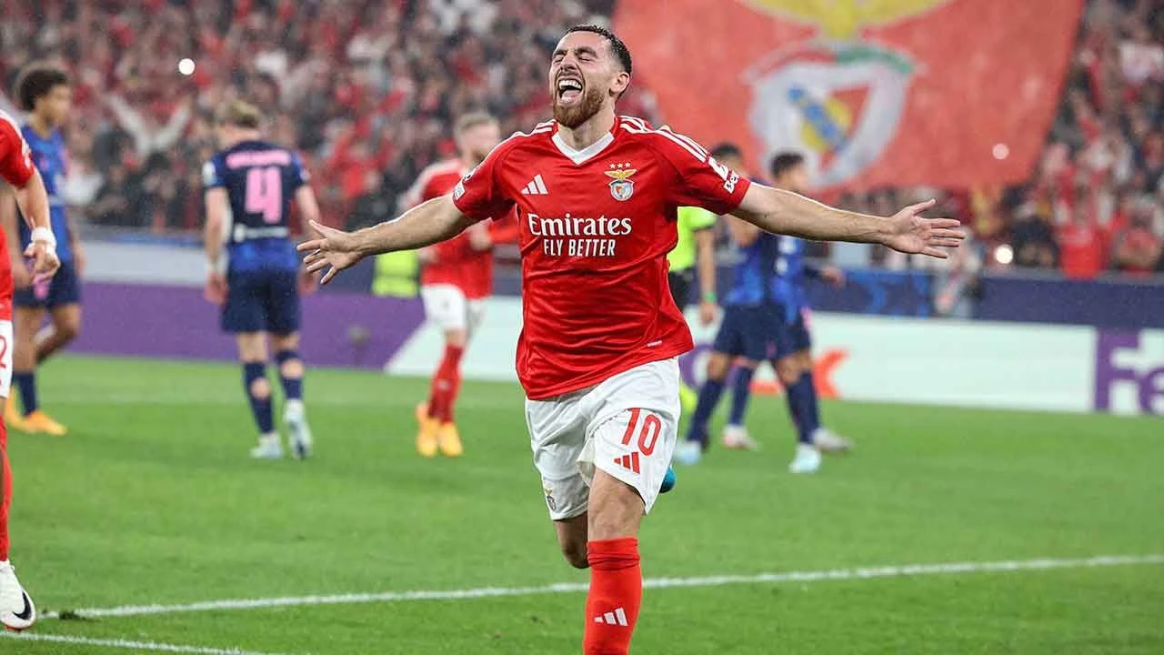 Şampiyonlar Ligi'nde milliler yıldızlaştı! Benfica, Kerem ve Orkun'la farka koştu - 2. Resim