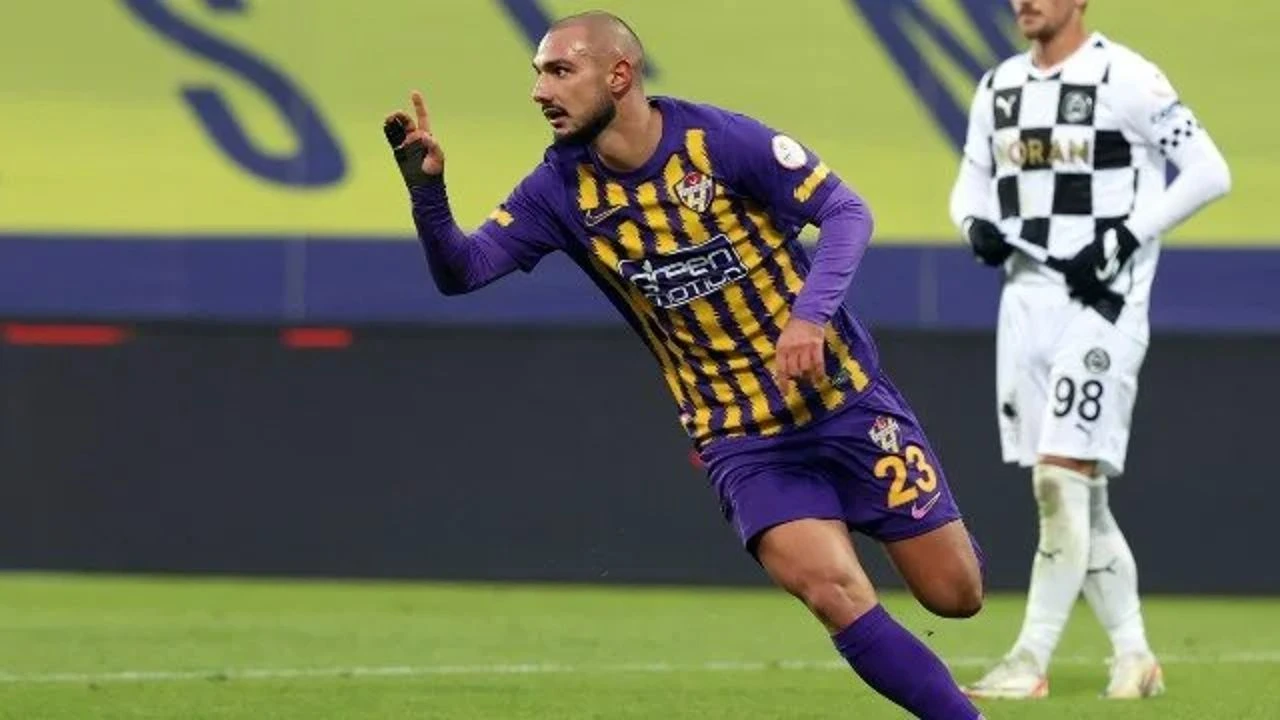 A Milli Takım'ın kadrosuna alınan Ahmed Kutucu kimdir, hangi takımda oynuyor? - 1. Resim