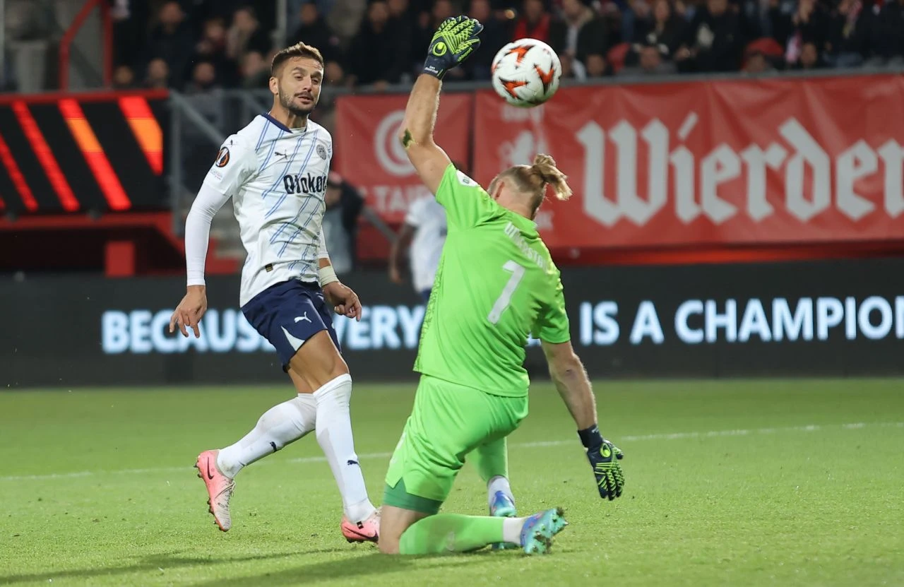 Fenerbahçe Twente deplasmanında 1 puanı Tadic ile kurtardı! - 2. Resim