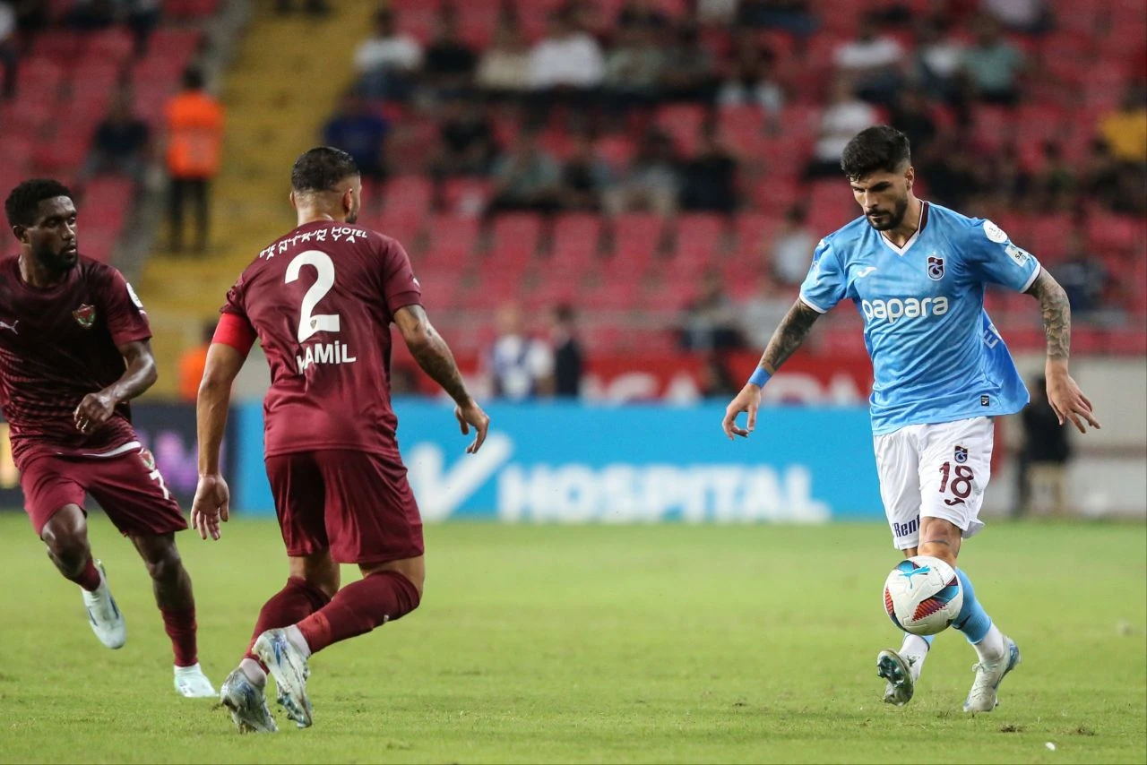 Trabzonspor, Hatayspor deplasmanında 1-1 berabere kaldı! - 1. Resim