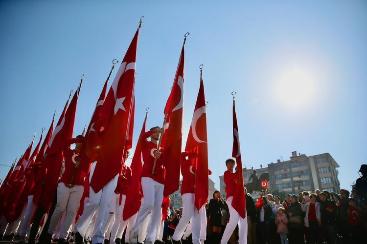 28 Ekim tarihinde okulların yarım gün olup olamayacağı merak edildi - 2. Resim