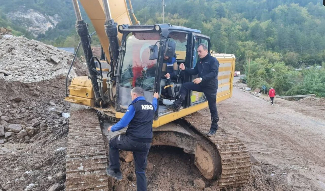 Cumhurbaşkanı Erdoğan duyurdu! Türkiye'den sel felaketi ile boğuşan Bosna-Hersek'e yardım eli