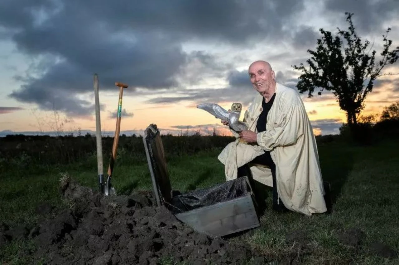 Hazine avcısı 31 yıldır gömülü Altın Baykuş heykelini buldu! 12 bilmeceyi çözdü köşeyi döndü - 2. Resim