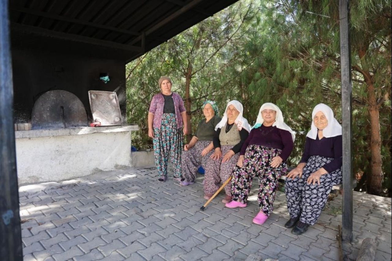 İzmir’de 10 gün dayanan asırlık gelenek: Genç kuşak bilmiyor yaşlılar vazgeçemiyor! - 2. Resim