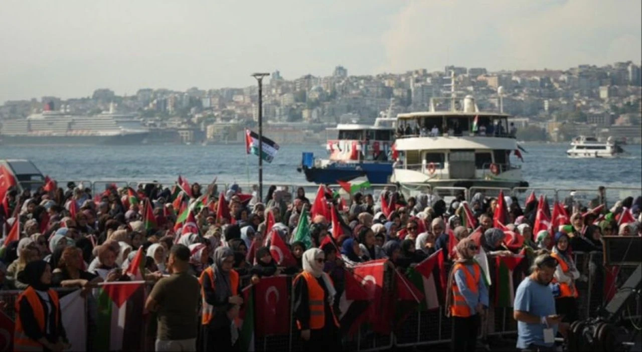 Türkiye'nin dört bir yanında Filistin'e destek yürüyüşü - 3. Resim