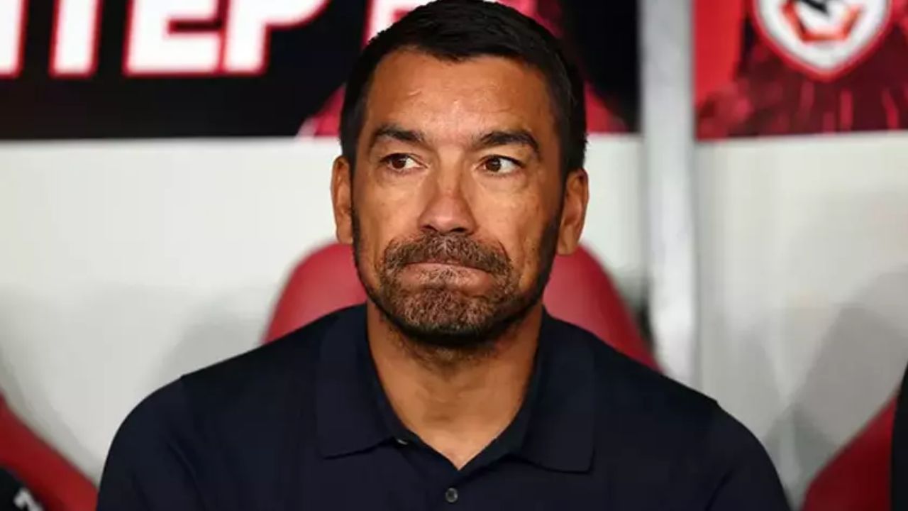 van Bronckhorst maç sonrası açıklamalarda bulundu! &#039;Çok üzgünüz&#039;