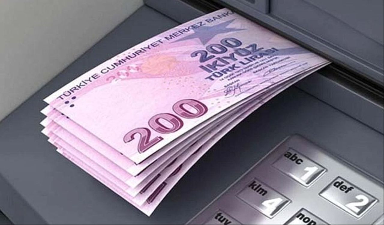 ATM'lerin yükü artıyor! Vatandaş nakit sıkıntısı çekebilir - 2. Resim