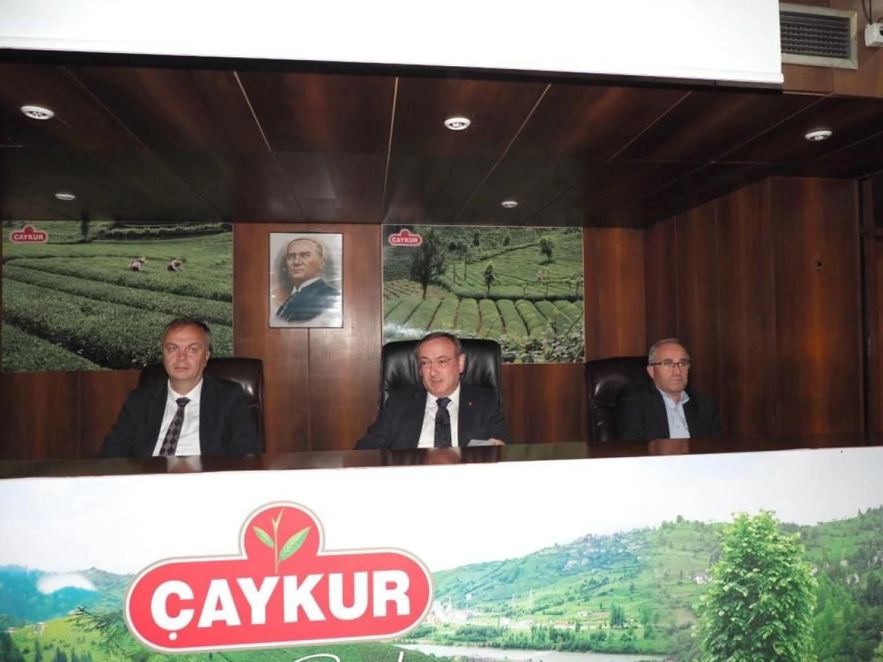 Çayını bitiremeyenler için sevindiren haber: ÇAYKUR tarih verdi!