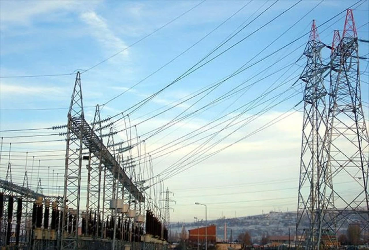 İzmir Aliağa, Çiğli, Dikili, Konak, Urla'da elektrik kesintisinin biteceği saat belli oldu