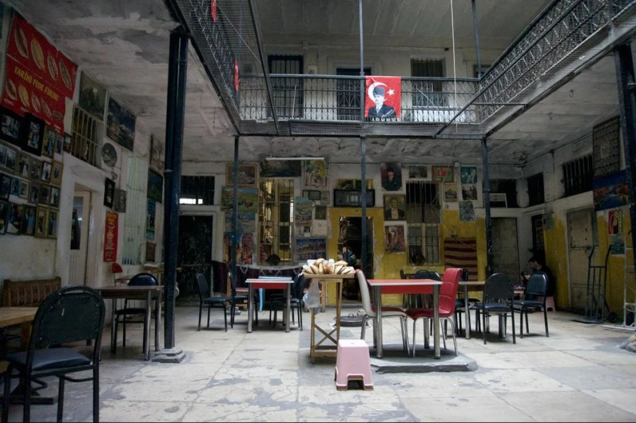 MasterChef'te pide gecesi! 400 yıllık tarihi pide fırını gündem oldu: Tarihi handaki fırın nerede? - 2. Resim