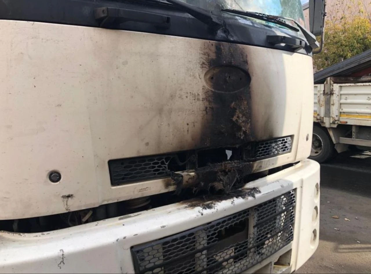 Çorlu'daki kundakçı yakalandı! Ev ve iş yerlerini alev topuna döndürdüğü anlar kamerada - 1. Resim