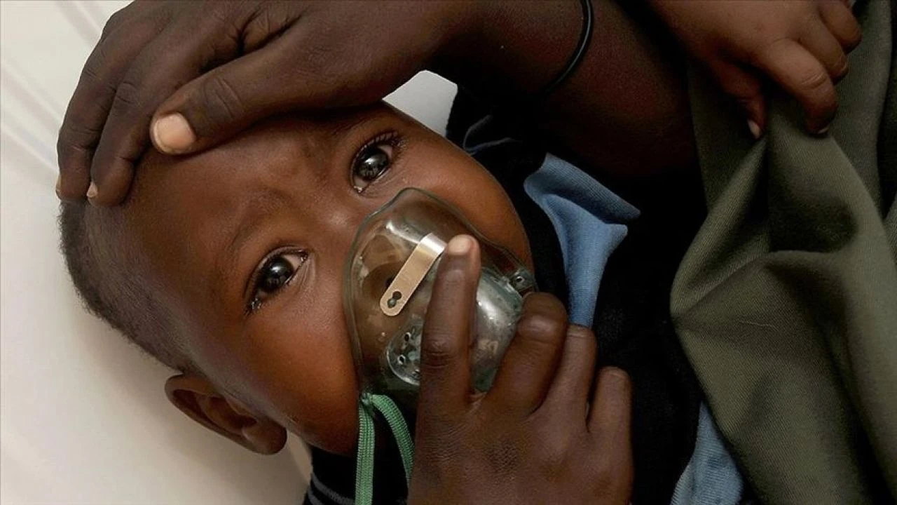 Güney Afrika'da cips ve bisküvi paniği: Çocuklar zehirlenerek ölüyor!