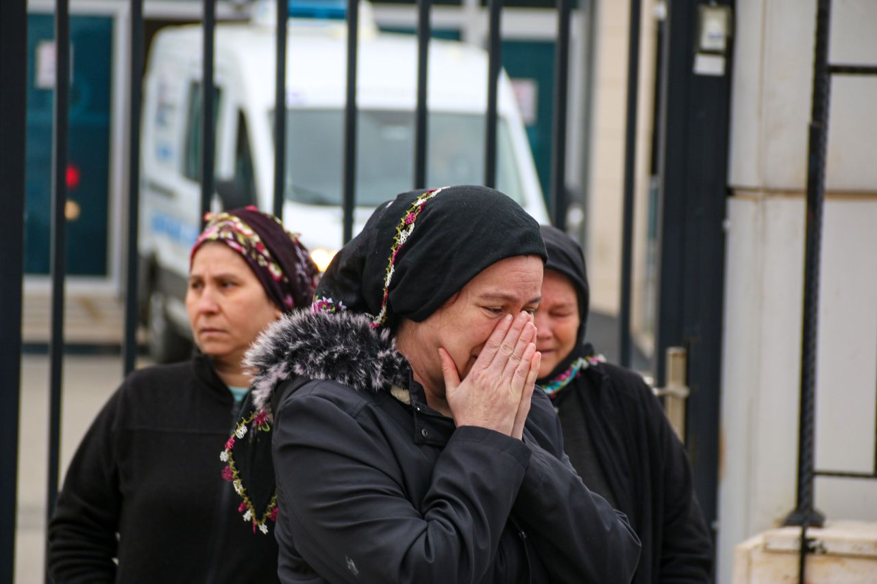 Önce kıskandığı baldızını öldürdü, sonra eşiyle ilişki yaşamak isteyen kuryeyi! Korkunç cinayetlerdeki detaylar kan dondurdu - 5. Resim