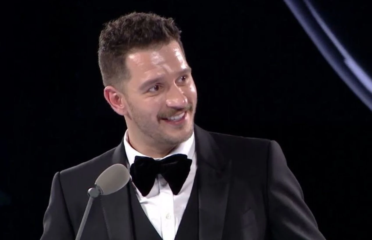 Uraz Kaygılaroğlu, tepki çeken pozları hakkında konuştu! "Oyunculuğu bırakmaya hazırım"