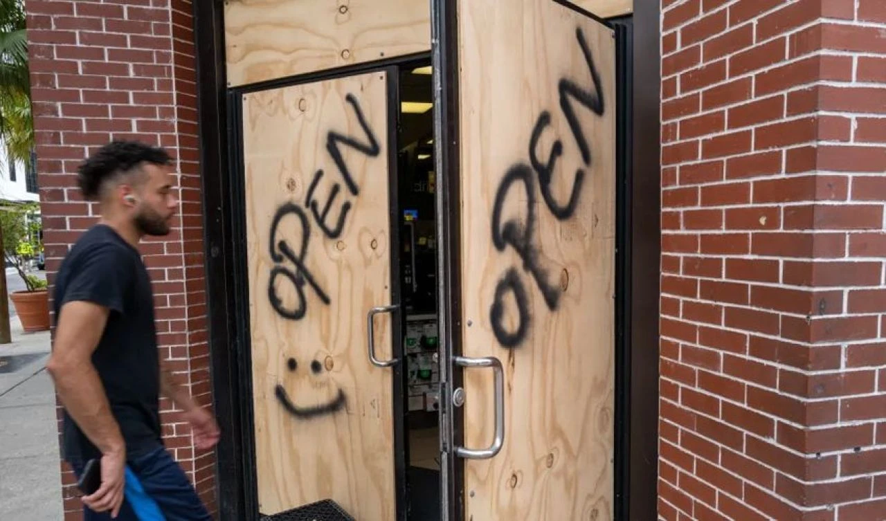 Milton, Florida'ya doğrudan çarpacak! Hazırlıklar film sahnesini aratmıyor: Kalmayı tercih ederseniz öleceksiniz - 2. Resim