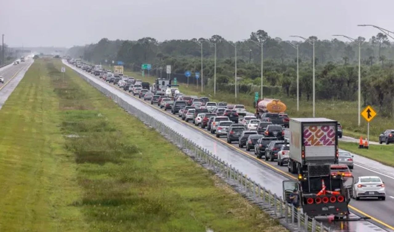 Milton, Florida'ya doğrudan çarpacak! Hazırlıklar film sahnesini aratmıyor: Kalmayı tercih ederseniz öleceksiniz - 4. Resim