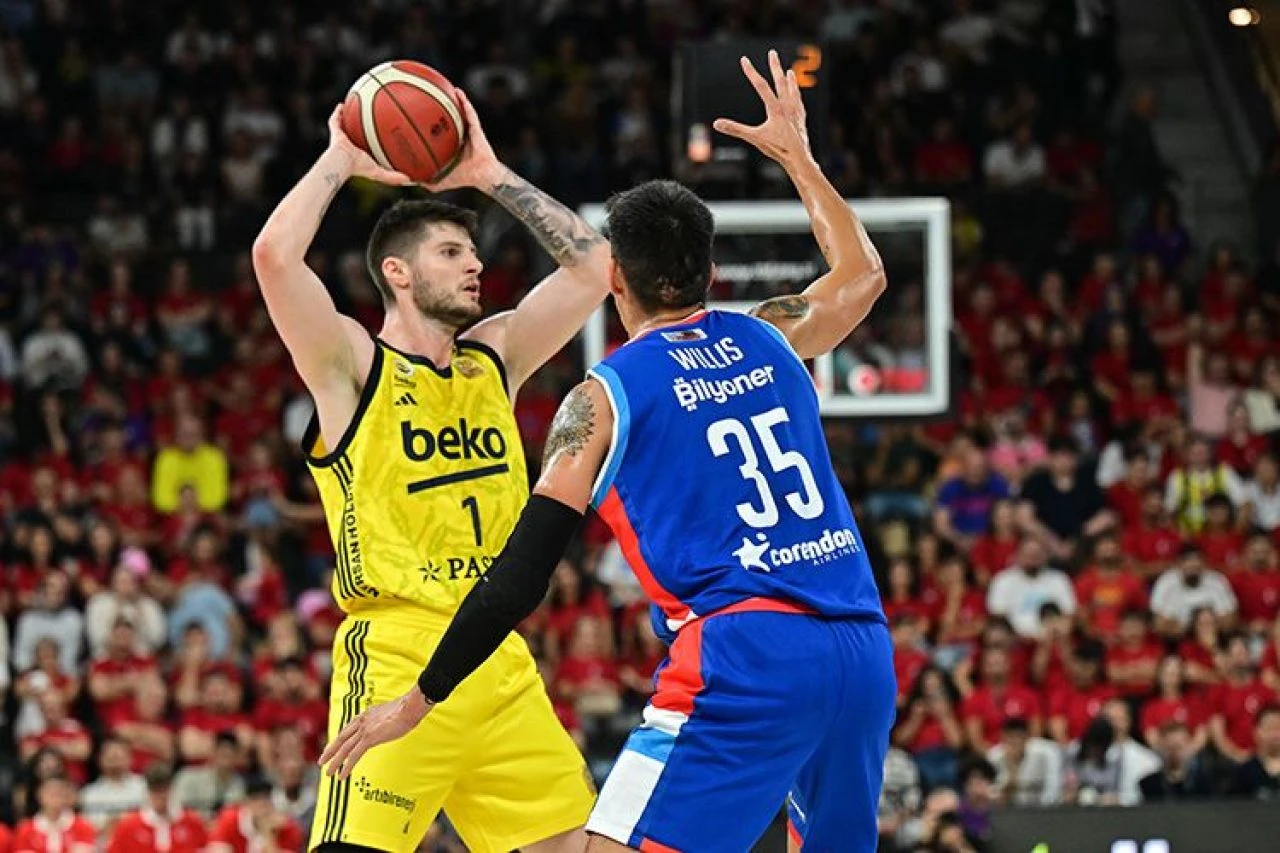 Anadolu Efes-Fenerbahçe Beko maçının saati ve kanalı belli oldu - 2. Resim