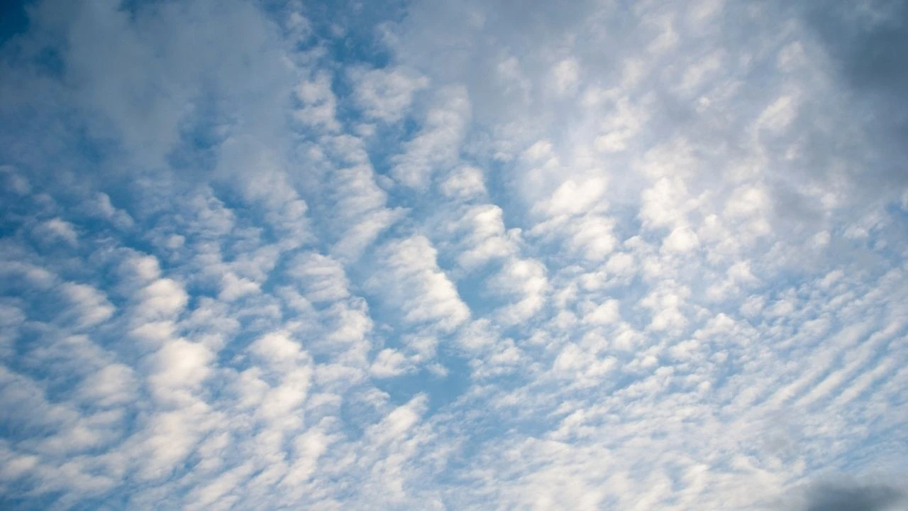 Cirrocumulus bulutlarının deprem bulutu olduğu iddia ediliyor - 2. Resim