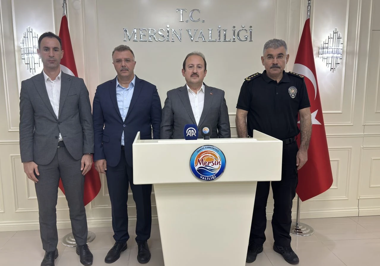 Mersin'de KYK yurdunda genç kızlara saldırı iddiası: Üniversiteli gençler protesto düzenledi - 2. Resim