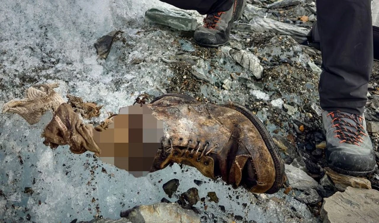 Dağcılığın en büyük gizemini çözebilecek keşif! 100 sene sonra Everest'te bulundu