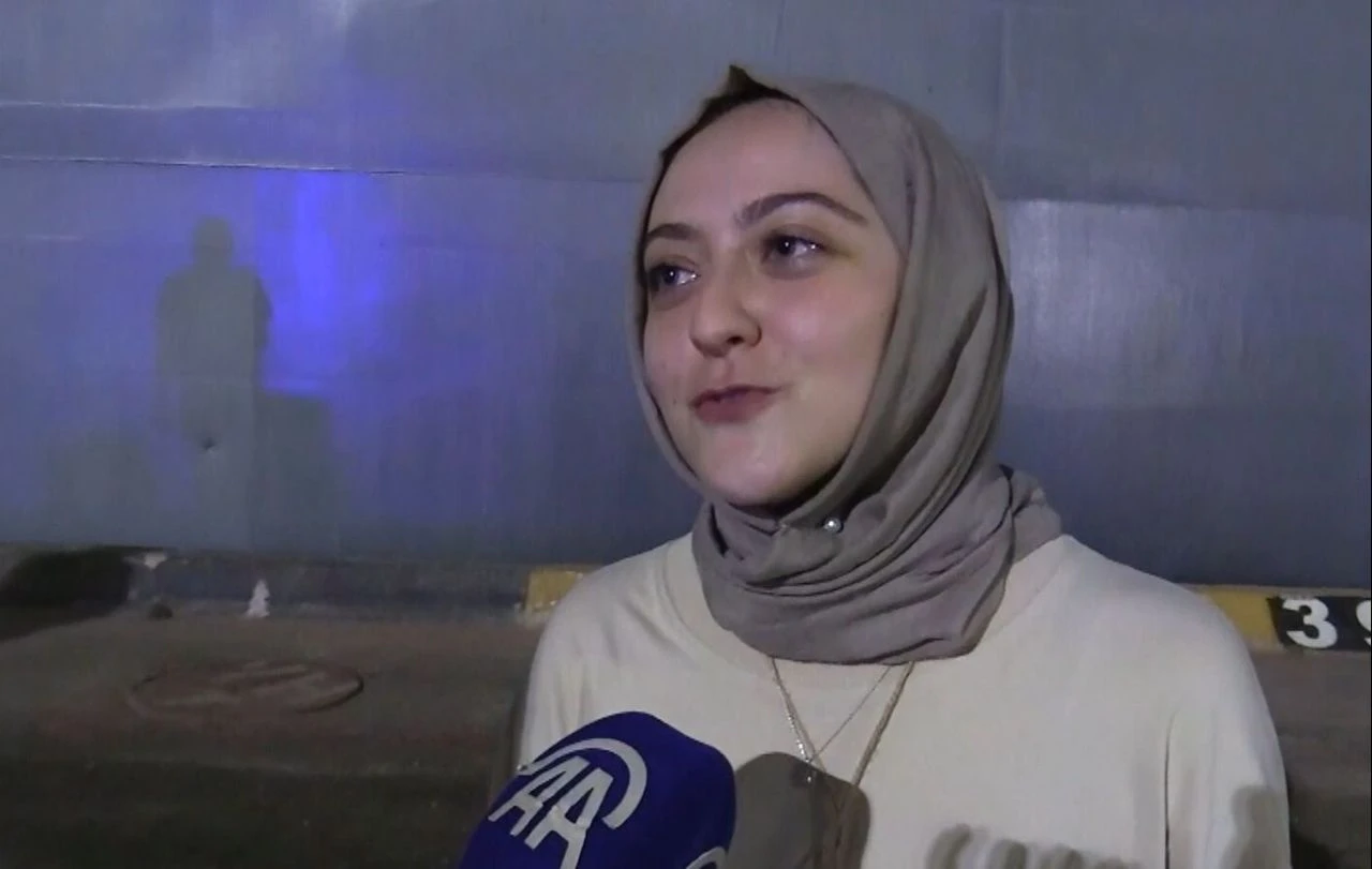 Lübnan'dan gelen gemiden yolcular tahliye edildi: O anları böyle anlattılar!