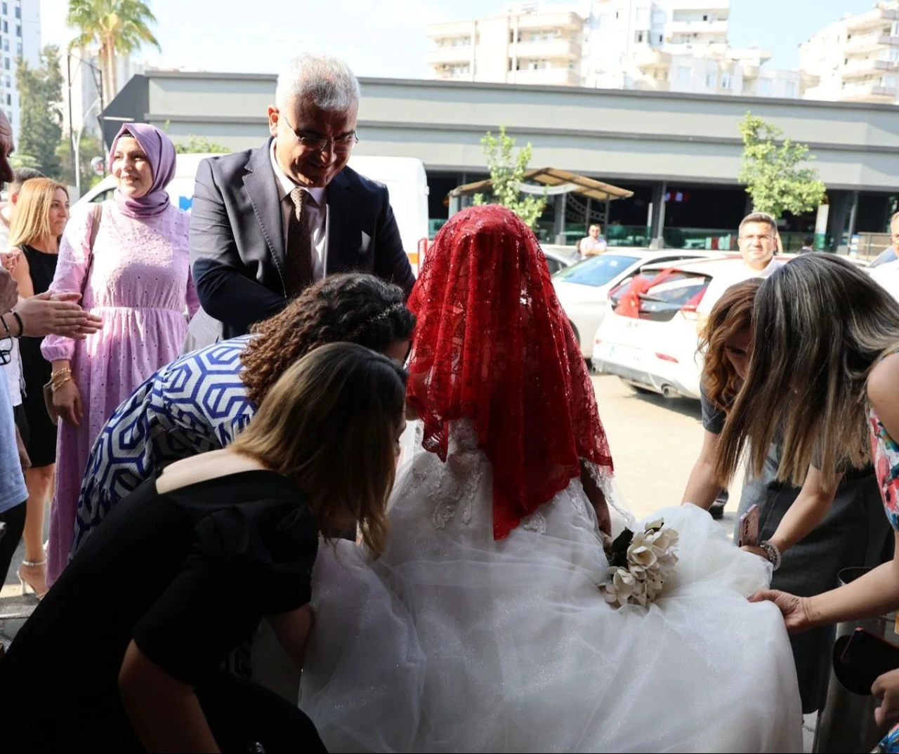 Platonik aşkına kavuşamayınca hiç evlenmedi! 83 yaşında damatsız düğün yaptı - 1. Resim