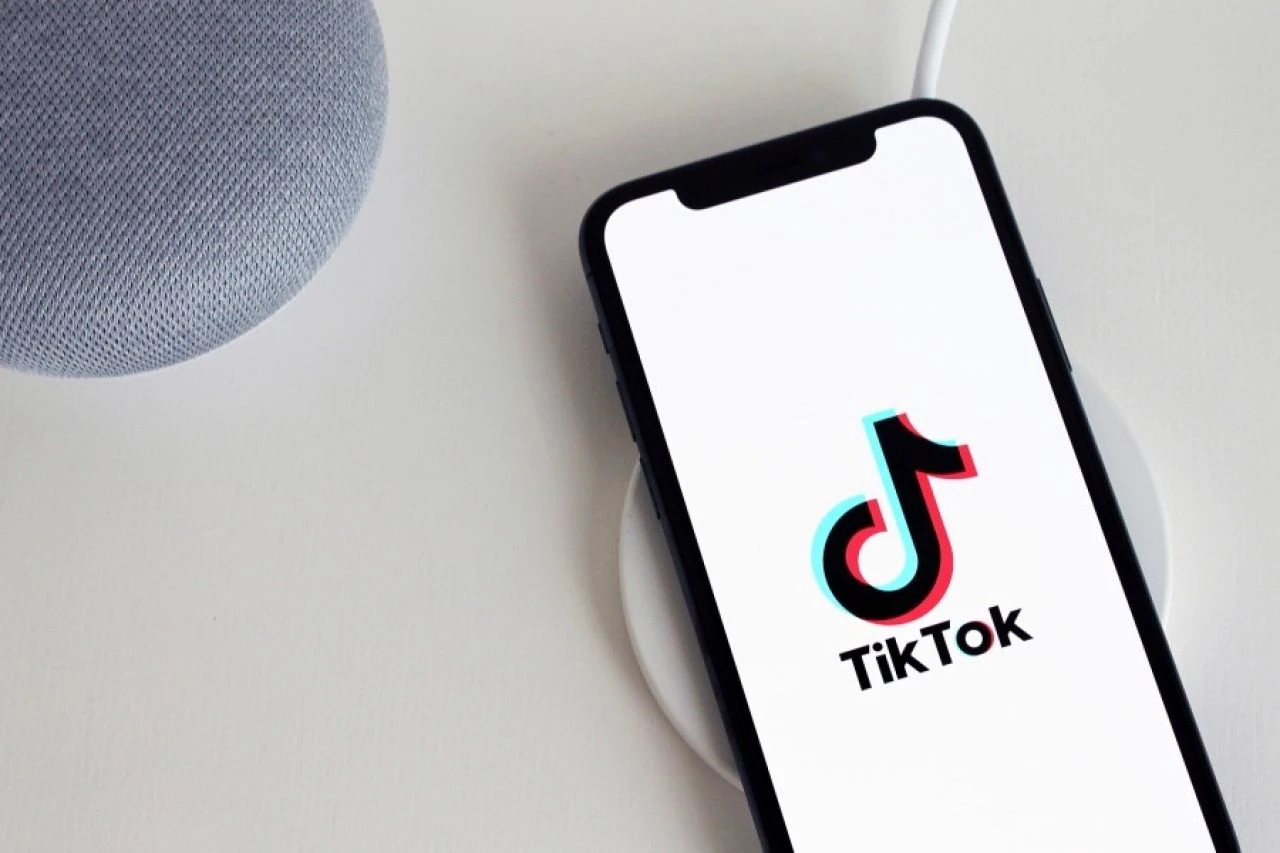 TikTok yüzlerce çalışanını işten çıkardı: Sebebi şoke etti
