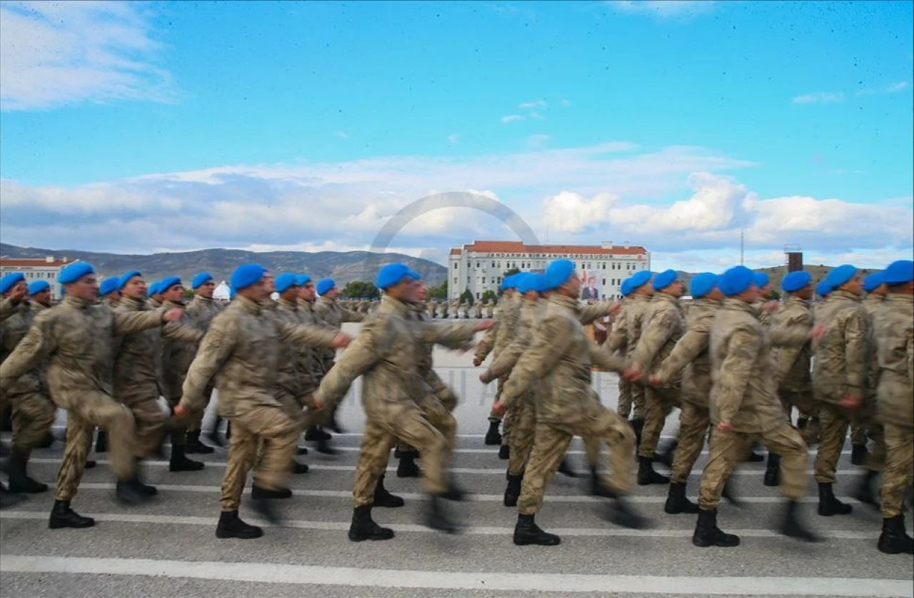 Uzman erbaş başvuruları 21 Ekim’de sona erecek - 3. Resim