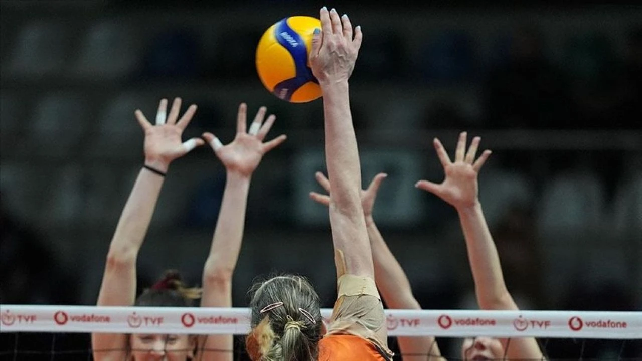 Fenerbahçe voleybol maçının yayınlandığı kanal belli oldu - 1. Resim