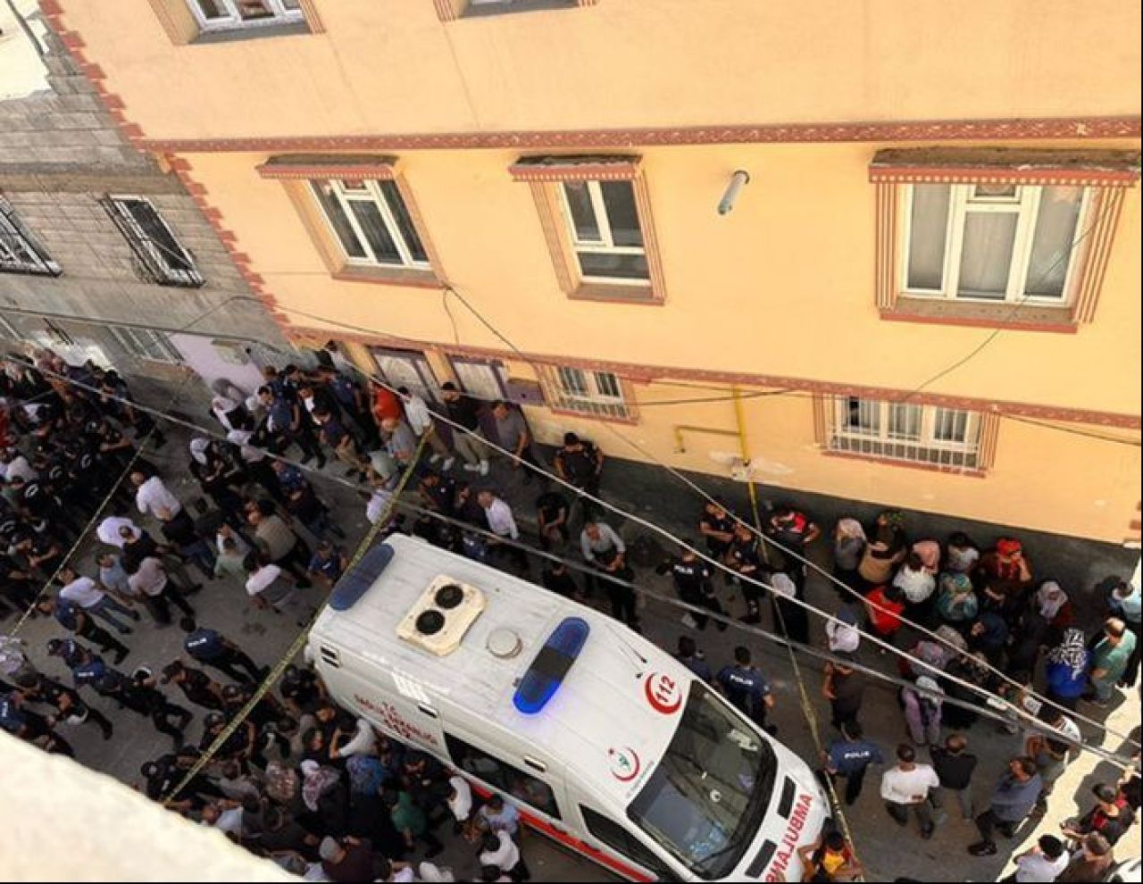 Gaziantep'te korkunç aile katliam! Baba 4 çocuğunu ve eşini... - 3. Resim